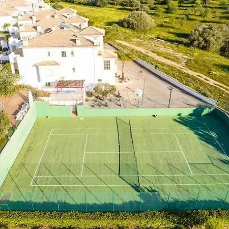 Villa Esta - Tennis Court And Pool Albufeira